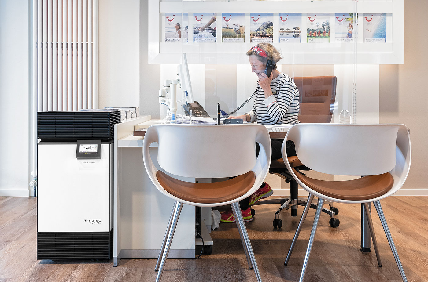 AirgoClean One – professional virus filtration for offices, medical practices, law firms and living spaces