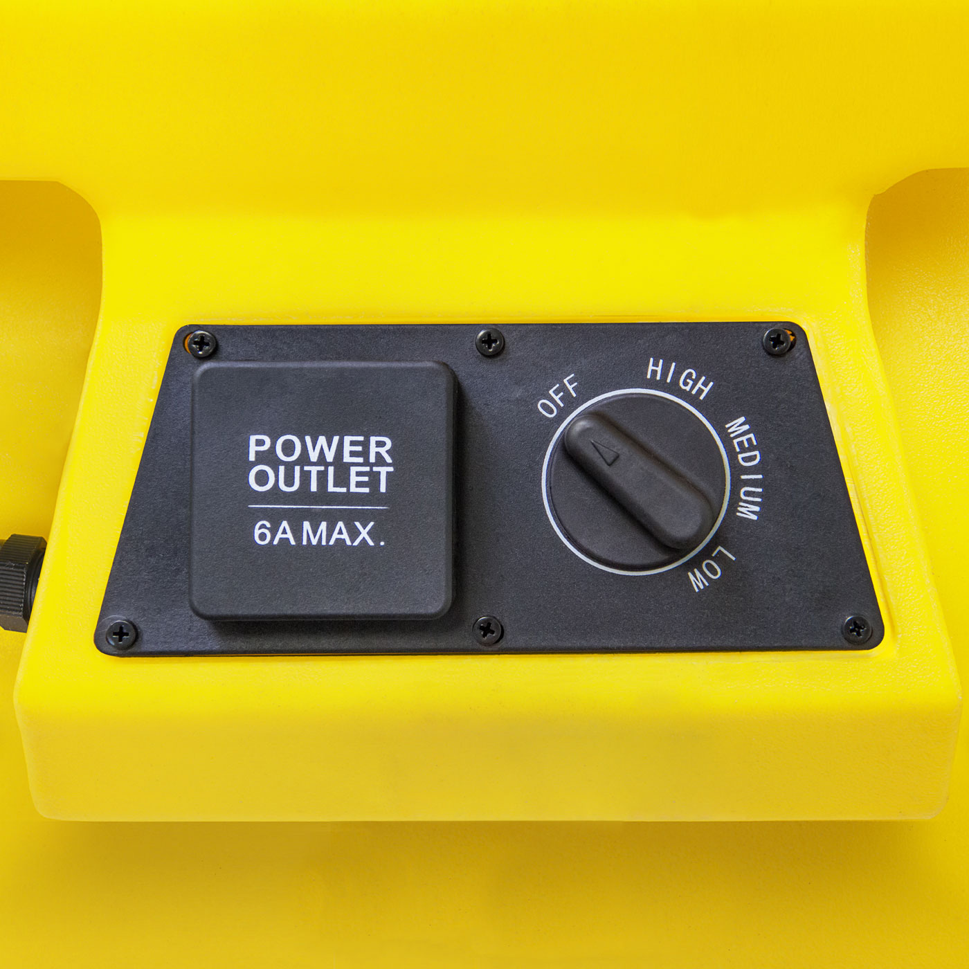 The TFV 30 S turbo fan has three adjustable power levels